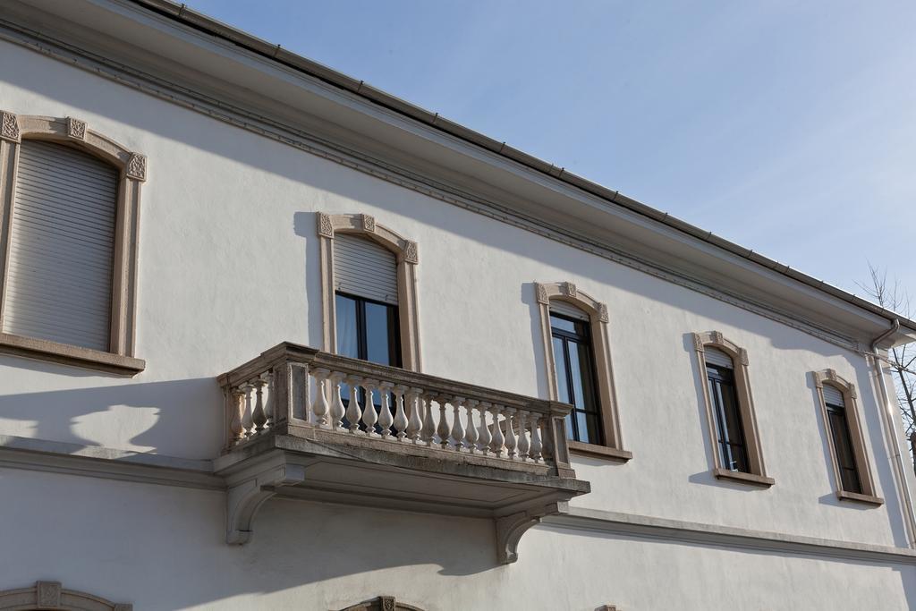 Gio'El Happiness Guest House Bergamo Bagian luar foto