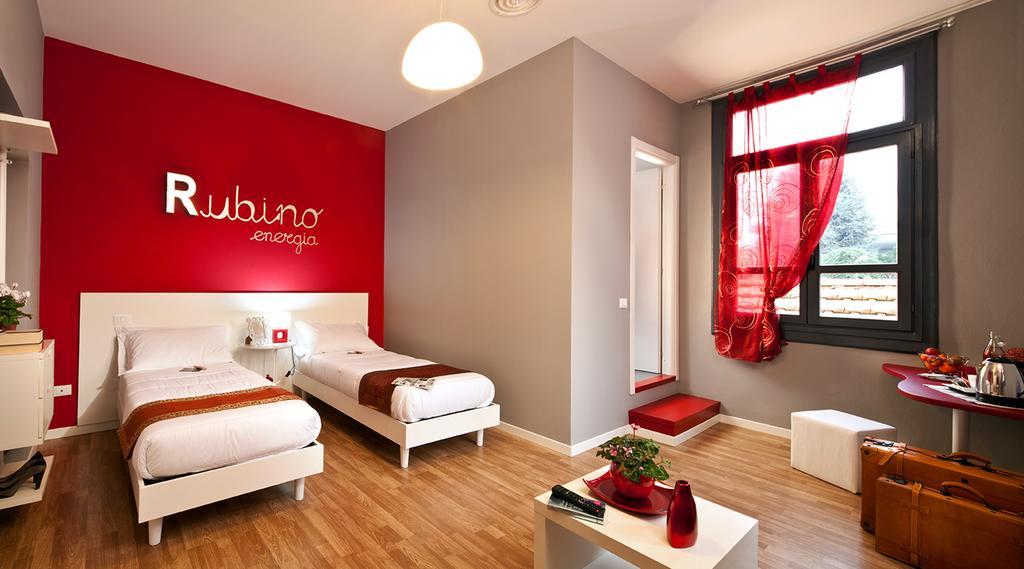 Gio'El Happiness Guest House Bergamo Ruang foto